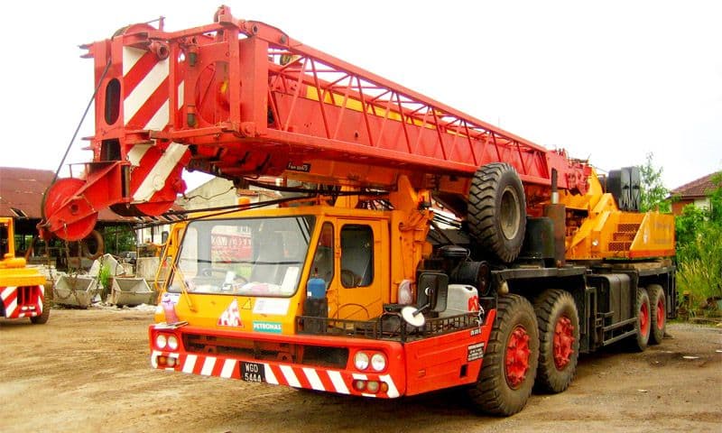 60 ton crane